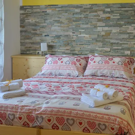 Al Riparo Couette-café 3*